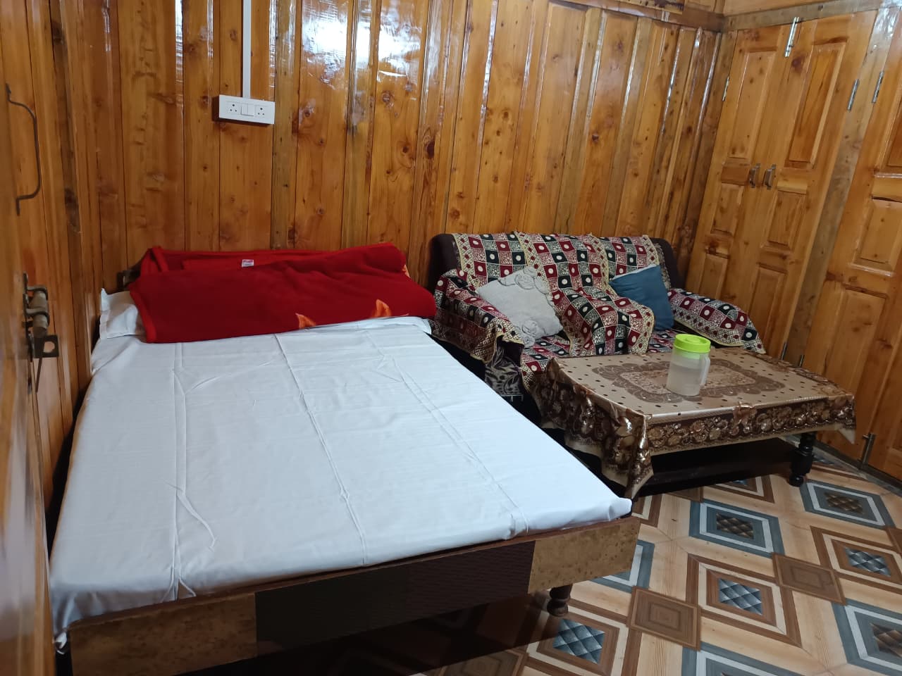 Gallery image
