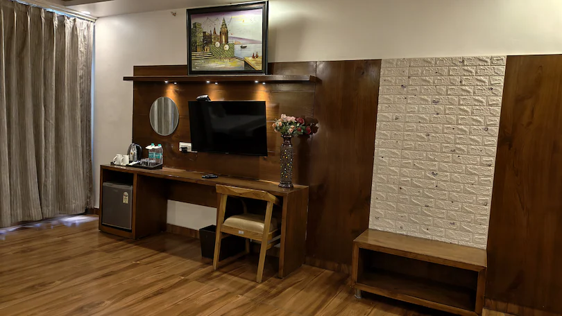 Gallery image